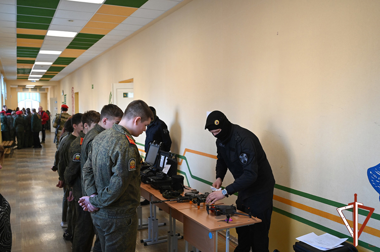 В Нижнем Тагиле состоялась военно-спортивная игра «Зарница – Всегда на страже», посвященная предстоящему 10-летию Росгвардии