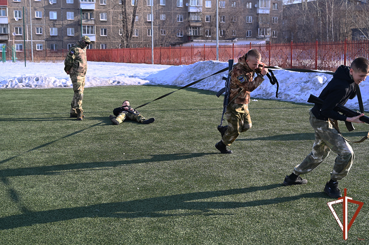 В Нижнем Тагиле состоялась военно-спортивная игра «Зарница – Всегда на страже», посвященная предстоящему 10-летию Росгвардии