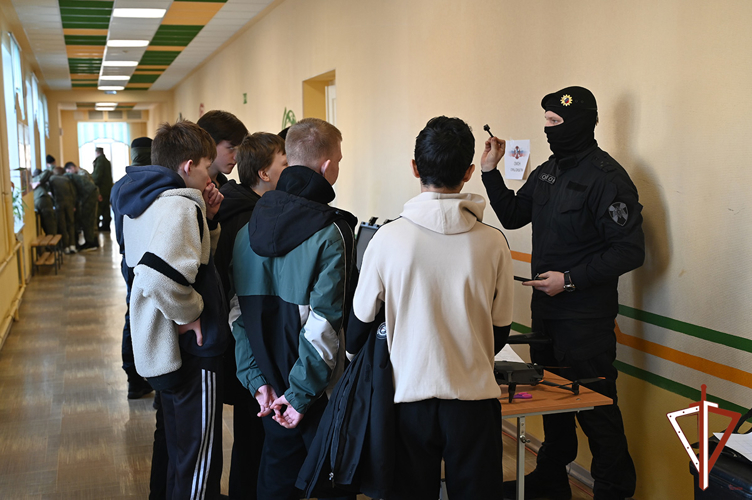 В Нижнем Тагиле состоялась военно-спортивная игра «Зарница – Всегда на страже», посвященная предстоящему 10-летию Росгвардии