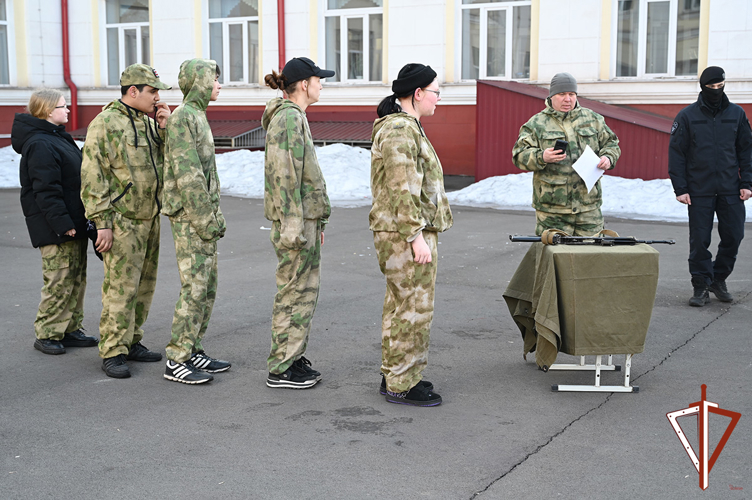 В Нижнем Тагиле состоялась военно-спортивная игра «Зарница – Всегда на страже», посвященная предстоящему 10-летию Росгвардии