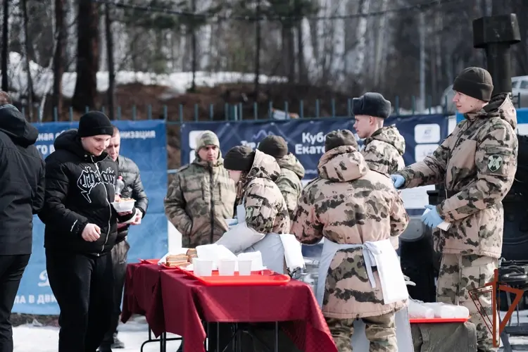 В Екатеринбурге прошел спортивный праздник в преддверии юбилея Росгвардии