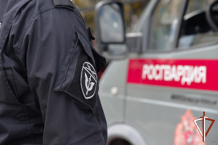 Росгвардия обеспечила антитеррористическую защищенность массовых мероприятий в Свердловской области 