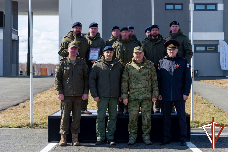 Свердловский СОБР «Вогул» стал победителем на соревнованиях среди подразделений специального назначения Уральского округа Росгвардии