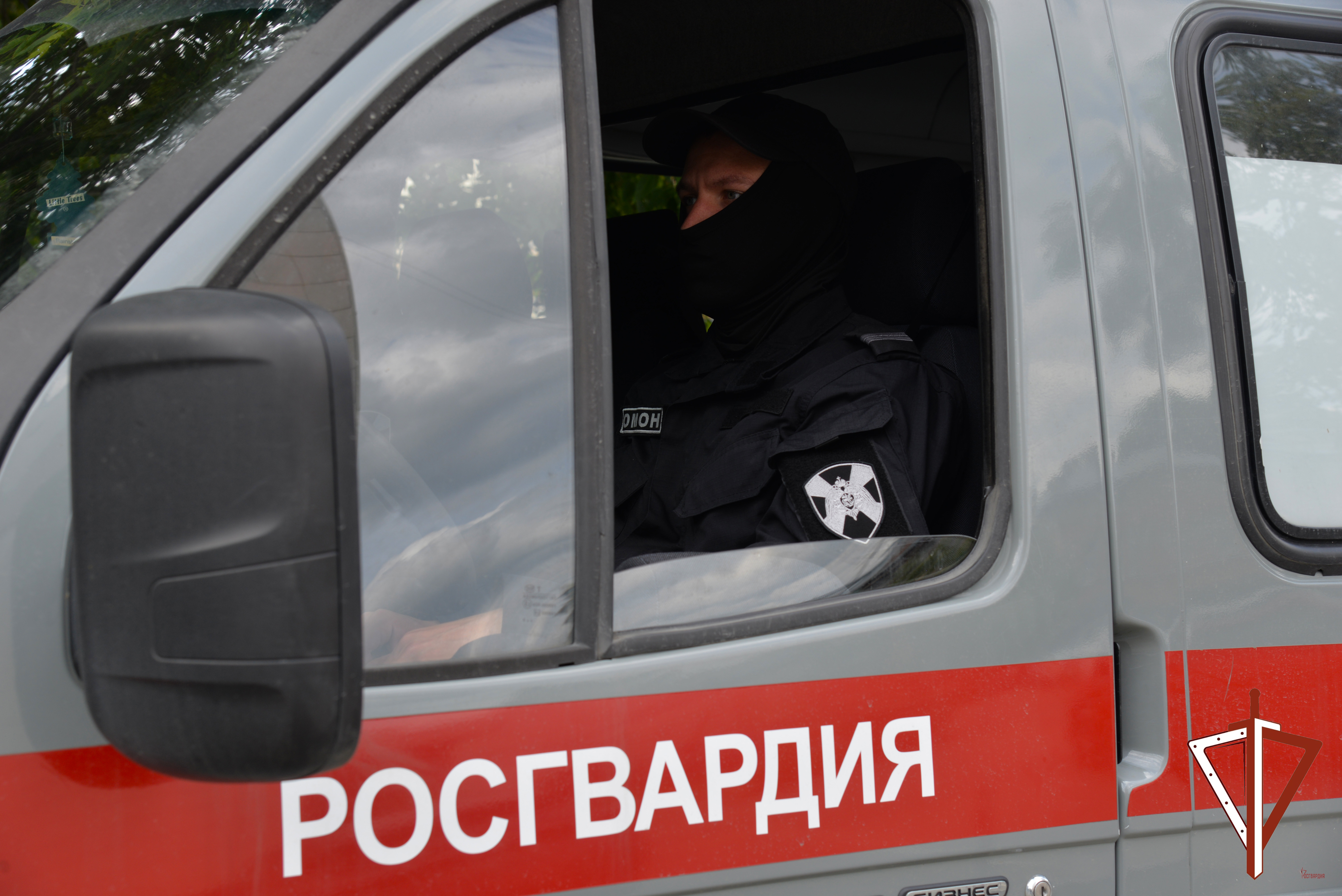 В Свердловской области росгвардейцы приняли участие в охране общественного порядка и обеспечении антитеррористической защищенности массовых мероприятий