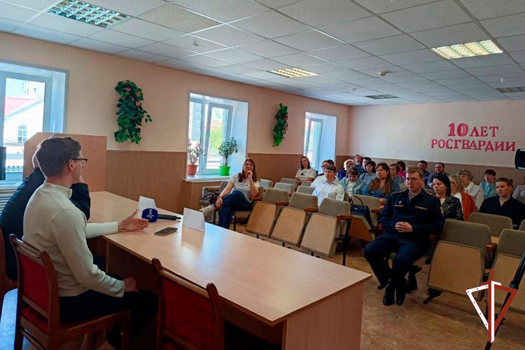 Представители Росгвардии приняли участие в профилактических и патриотических мероприятиях в Свердловской области