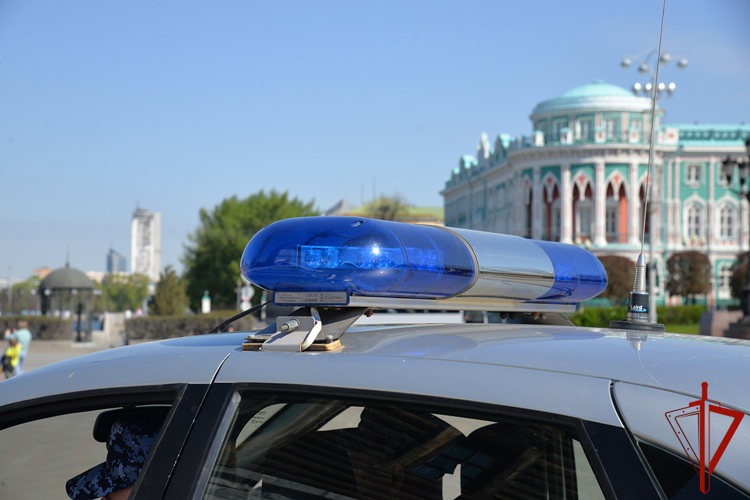При участии Росгвардии в Свердловской области обеспечена антитеррористическая защищенность массовых мероприятий 