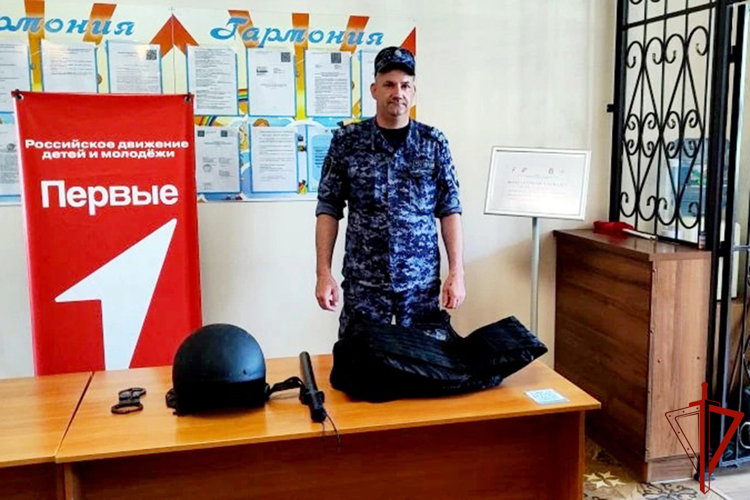 Мероприятия в рамках акции «Каникулы с Росгвардией» продолжаются в Свердловской области 