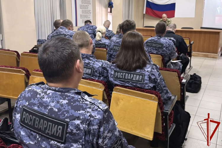 В Управлении Росгвардии по Свердловской области прошел учебно-методический сбор с участием титулованных спортсменов