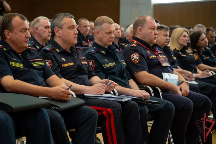 Руководитель управления вневедомственной охраны Росгвардии по Свердловской области принял участие во Всероссийском совещании-семинаре в Нижнем Новгороде